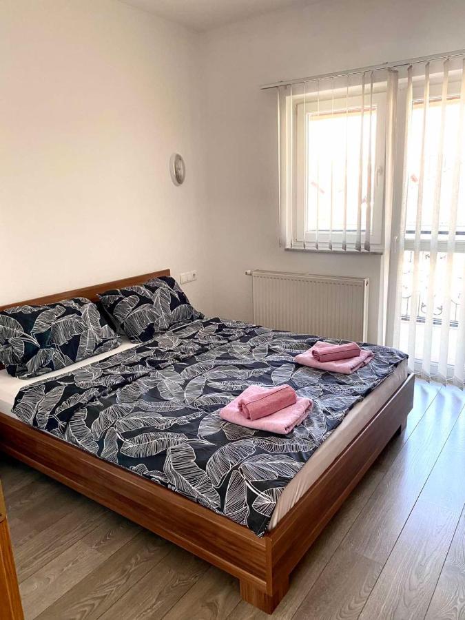 Big Apartment 3 Bedrooms Bihać Zewnętrze zdjęcie